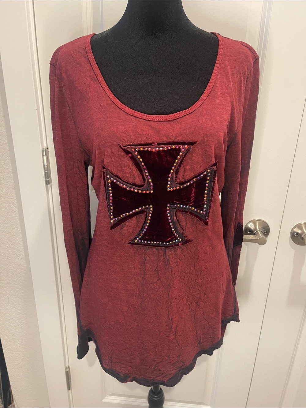 Y2K Velvet Stone Long-Sleeve Burgundy Women’s Top with Elbow Patch Detail